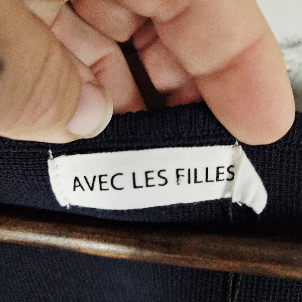 AVEC LES FILLES | bow detail puff long sleeve knit blouse top - Picture 5 of 11